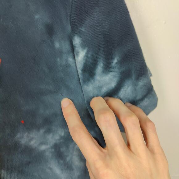 Liquid Blue Kiss Band Graphic T-Shirt Size Small Blue Tie Dye 80s Band Tee Rock - Picture 4 of 7